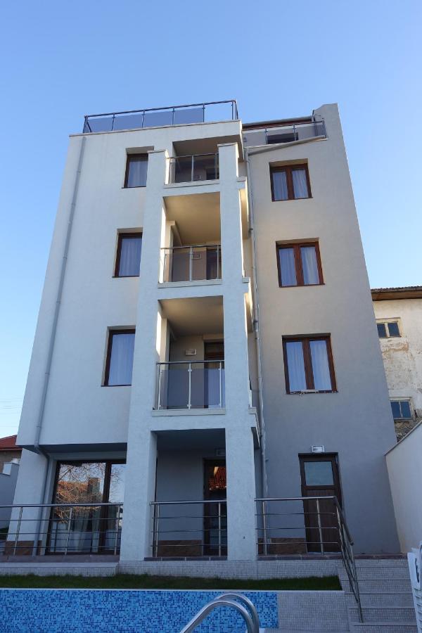 Enis Hotel С Минерален Басейн Szapareva Banja Kültér fotó