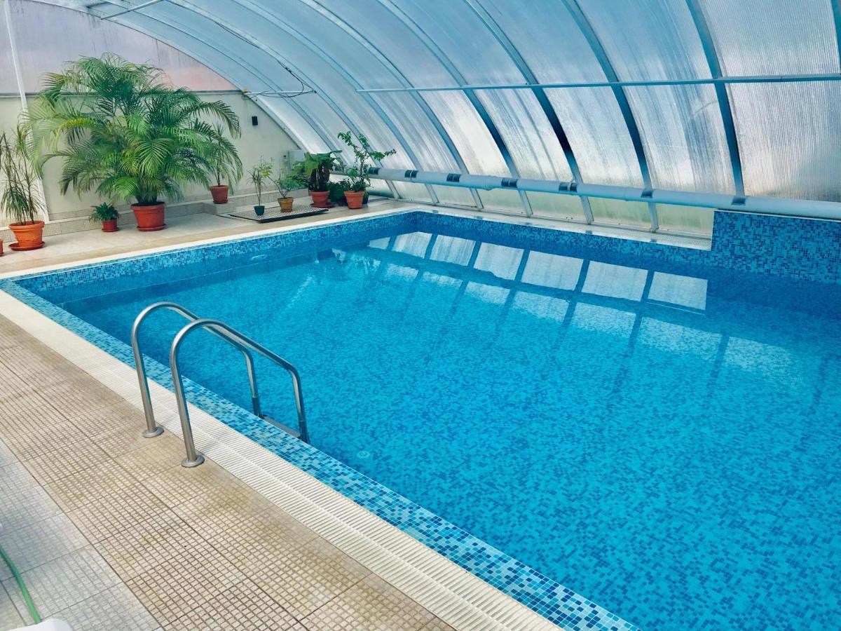 Enis Hotel С Минерален Басейн Szapareva Banja Kültér fotó