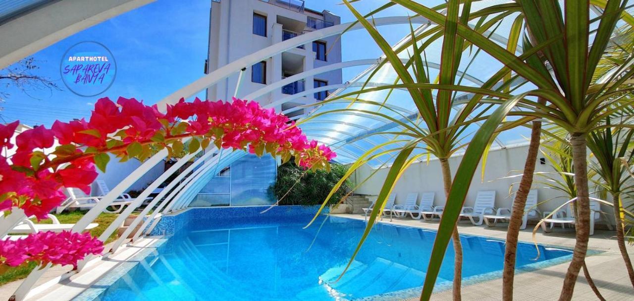 Enis Hotel С Минерален Басейн Szapareva Banja Kültér fotó